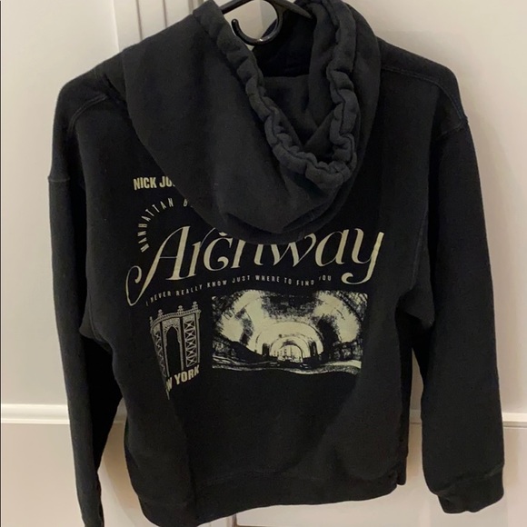 Nick Jonas Manhattan Bridge Concert Hoodie - Picture 2 of 2